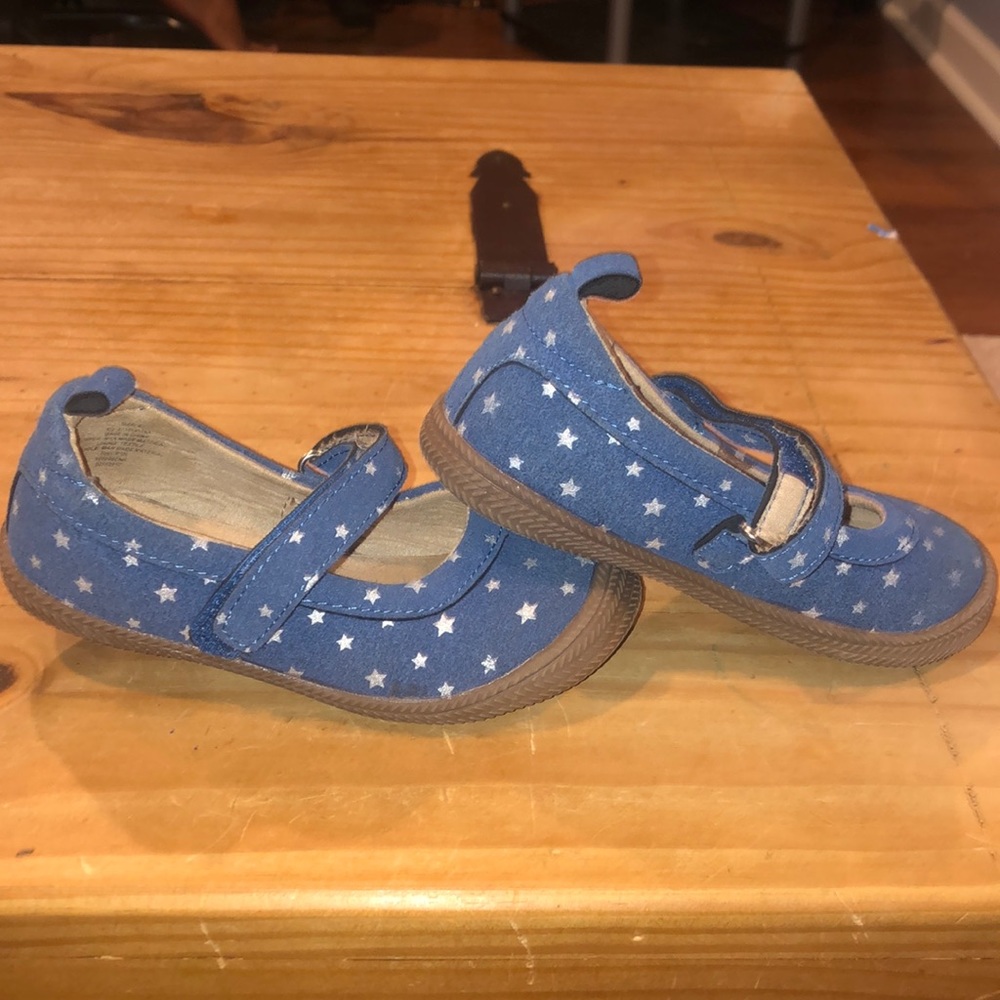 NWOT denim Mary Janes.